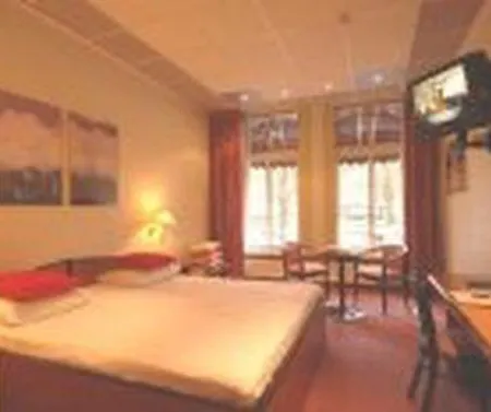 Hotel Hem Maas Ámsterdam